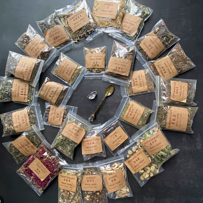 30 Dried Herb Kit & Spoon - Flowers Magic Witchcraft