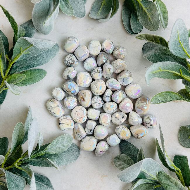 Angel Aura White Howlite (Magnesite) - Tumbled Medium