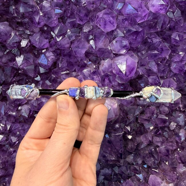 Dai-Ko-Myo Medium Wand w/Acrylic Stand