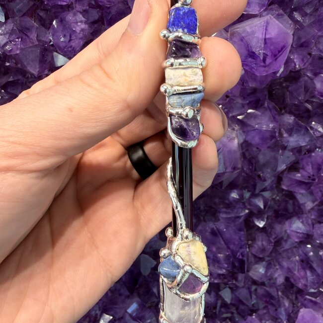 Dai-Ko-Myo Medium Wand w/Acrylic Stand