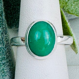 Green Chrysoprase Rings - Size 9 Oval - Bezel Set Sterling Silver (AAA Grade)