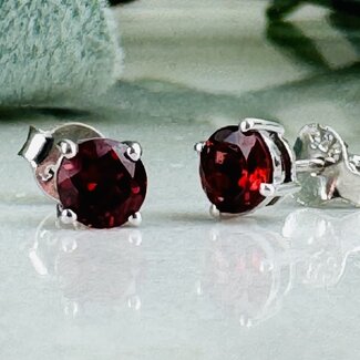 Red Garnet Earrings - 5mm Round Faceted Studs - Claw Prong Set Sterling Silver