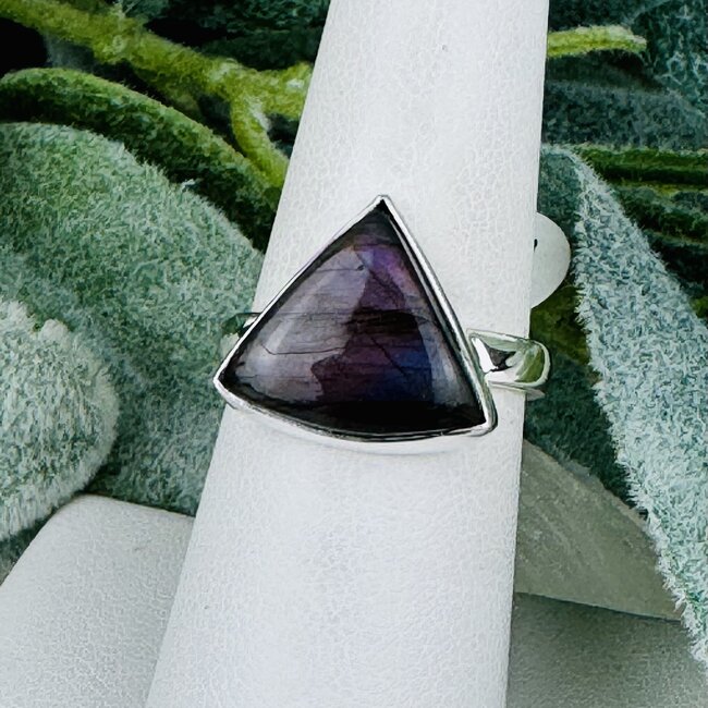 Purple Fire Labradorite Rings - Size 7 Triangle Bezel Set - Sterling Silver