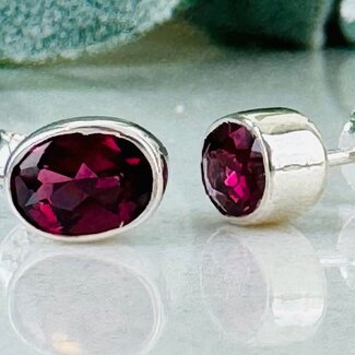Rhodolite Garnet Earrings - Oval Faceted Studs - Bezel Set Sterling Silver
