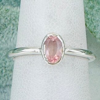 Rose Quartz Rings - Size 6 Oval Faceted - Bezel Set Sterling Silver