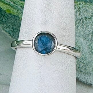 Labradorite Rings - Size 8 Round Circle Faceted - Bezel Set Sterling Silver