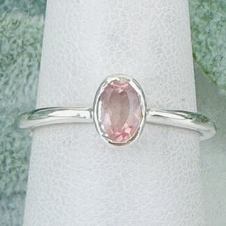 Rose Quartz Rings - Size 4 Oval Faceted - Bezel Set Sterling Silver