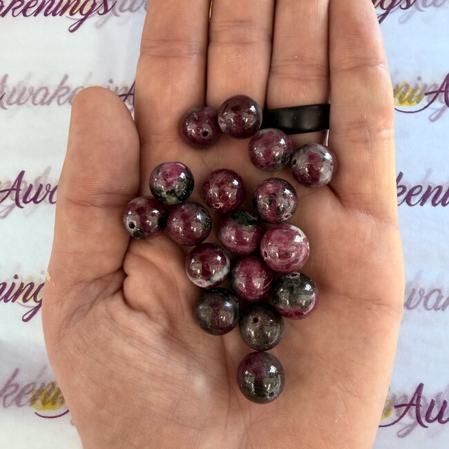 Eudialtye & Aegirine (AAA Grade) Beads - 12.5mm