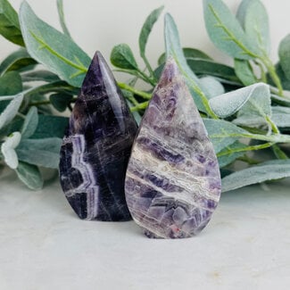 Amethyst Flame Point - Large 4"