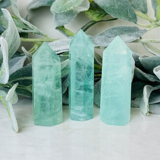 Green Fluorite (Baha Blast) Tower Point Generator - Medium (3-4")