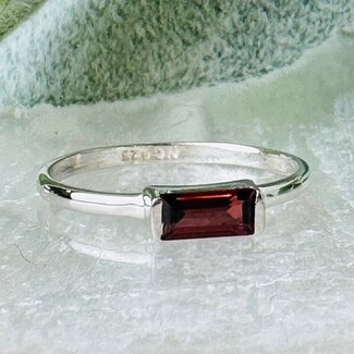 Red Garnet Rings - Size 5 Rectangle Faceted East-West - Bezel Set Sterling Silver