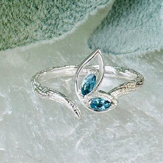 London Blue Topaz Leaf Rings - Size 8 Marquise Claw Prong Set - Sterling Silver