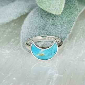 Turquoise Rings - Size 8 Crescent Moon Bezel Set - Sterling Silver