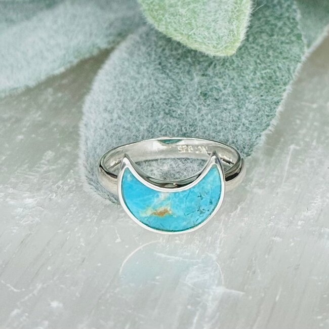 Turquoise Rings - Size 8 Crescent Moon Bezel Set - Sterling Silver