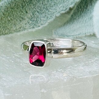 Red Garnet Rings - Size 8 Rectangle Faceted Bezel Set - Sterling Silver