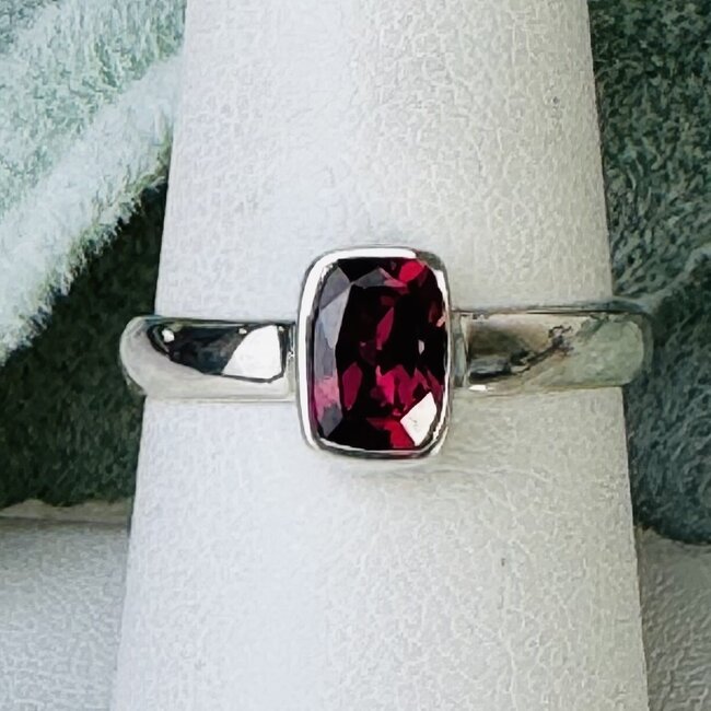 Red Garnet Rings - Size 8 Rectangle Faceted Bezel Set - Sterling Silver