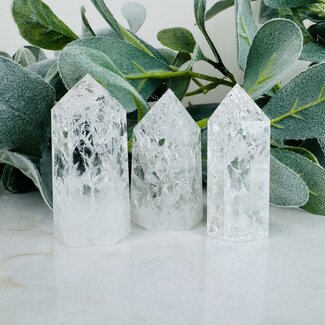 Crackle (Fire & Ice) Quartz Tower Point Generator - Medium (1.5-3")
