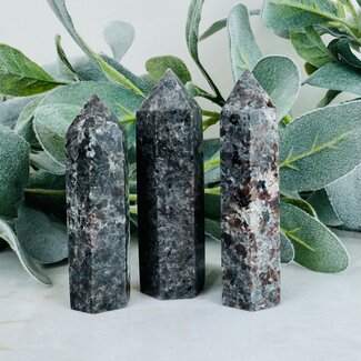 Yooperlite Michigan (Glowdalite Emberlite Flame Stone) Towers Point Generator - Medium 3-4"