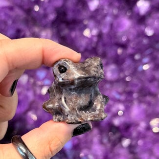 Yooperlite (Glowdalite Emberlite Flame Stone) Frogs Toads - Small 1.5" Figurine Animal Carving Statue