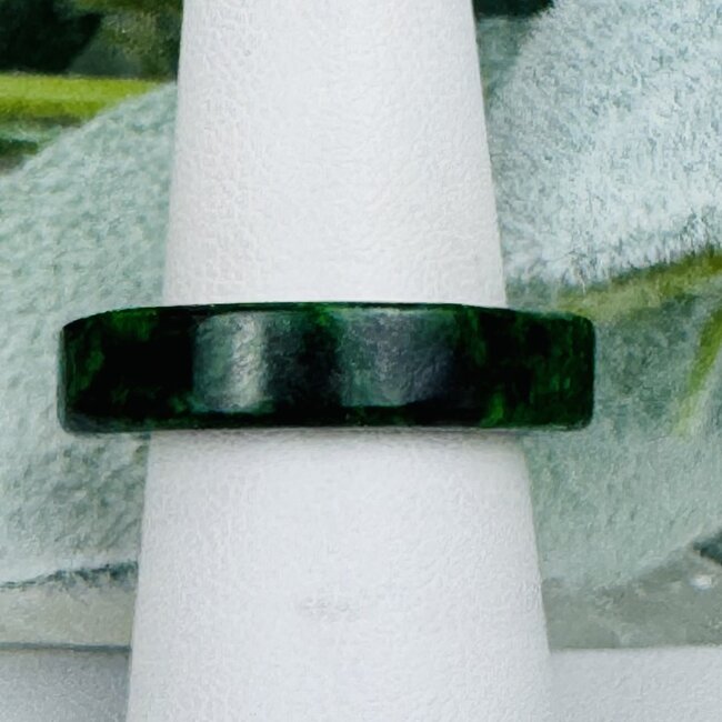 Maw Sit Sit Rings - Size 8 Solid Carved Gemstone Band