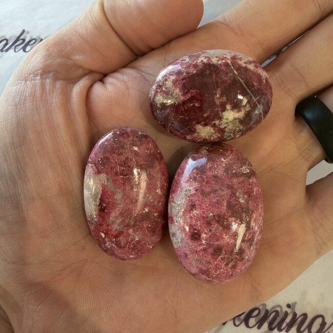 Thulite Palm Pillow Pocket Stone