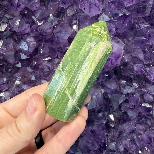 Green Tremolite Tower Point Generator - Medium 2-2.5"