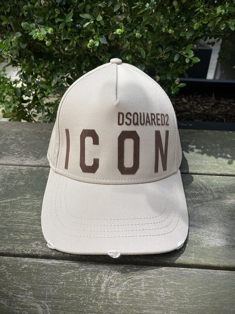 beige icon cap