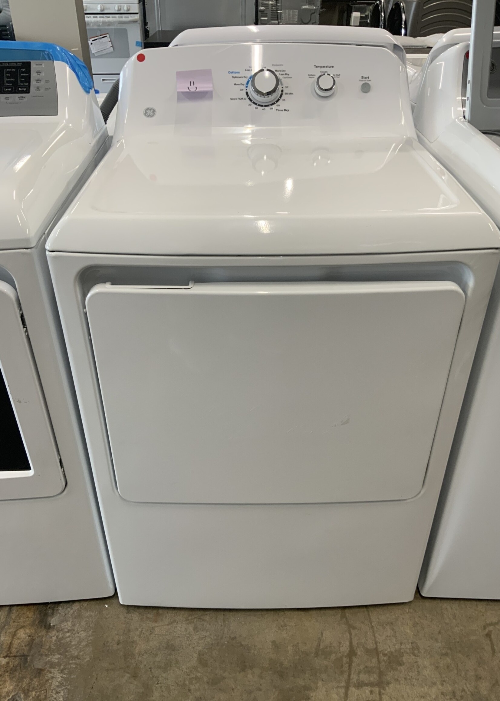 GE GE 27" 7.2 Cu. Ft. 3-Cycle Electric Dryer - White