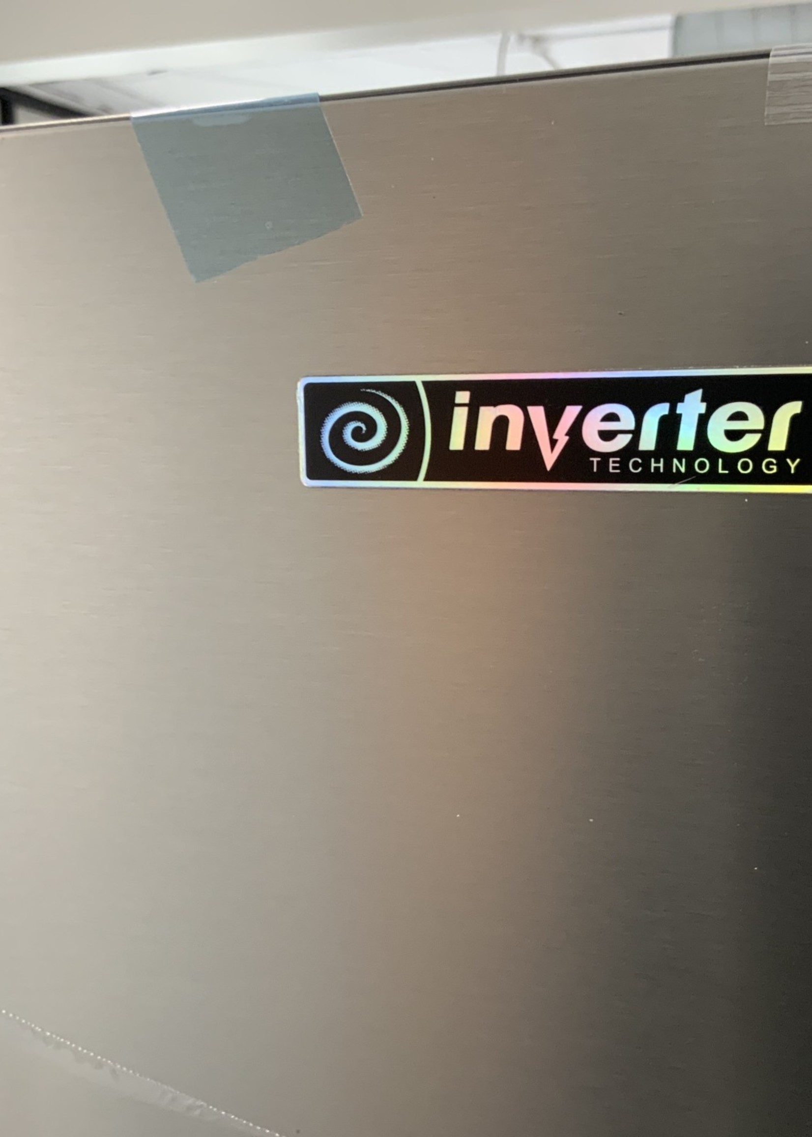 Hisense Hisense 20.9-cu ft Bottom-Freezer Refrigerator with Ice Maker (Stainless Steel) ENERGY STAR