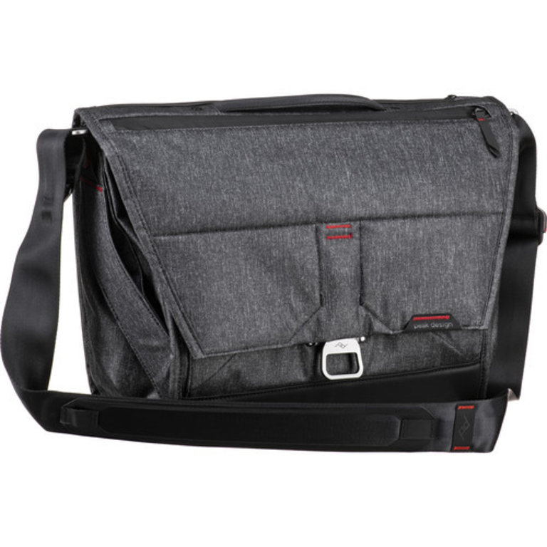peak design everyday messenger bag