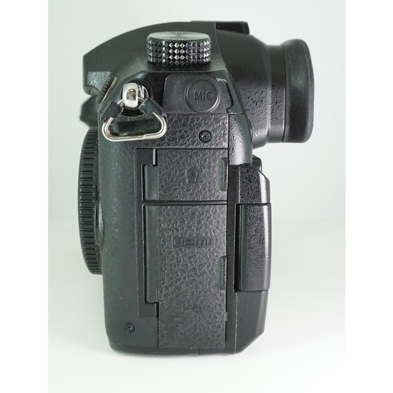 Panasonic Used Panasonic Lumix DC-GH5 Mirrorless Micro Four Thirds Digital Camera Body Only (B)
