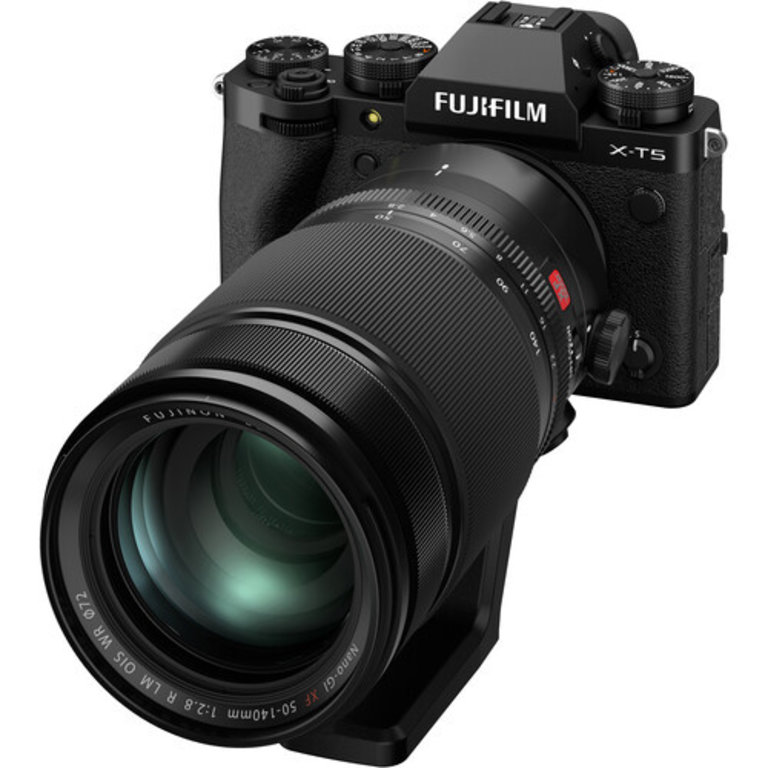 FujiFilm FUJIFILM X-T5 Mirrorless Camera (Black)