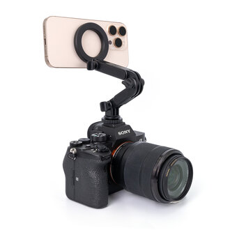 Promaster Promaster Cold Shoe Phone Holder for MagSafe Promaster Promaster Cold Shoe Phone Holder for MagSafe
