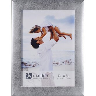 Malden Malden Linear Metallic Silver 5x7 Frame