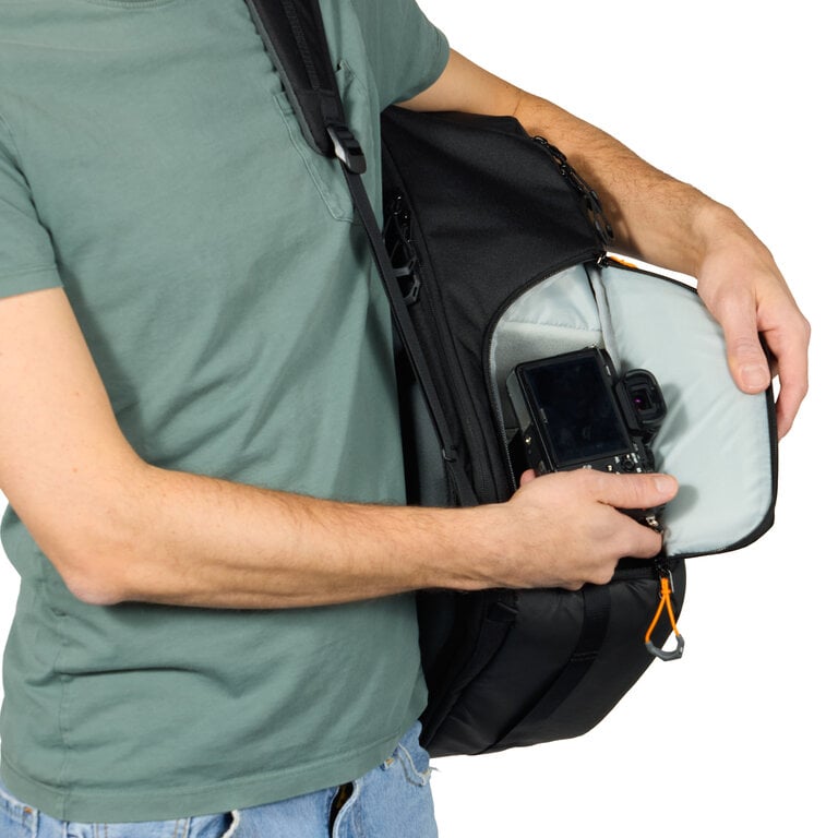 LowePro Lowepro Fastpack BP 250 AW IV LP37507