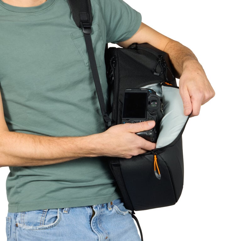 LowePro Lowepro Fastpack BP 150 AW IV LP37506
