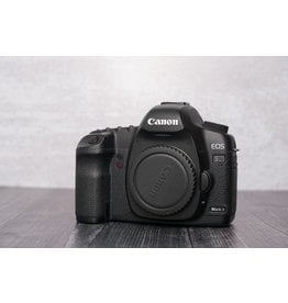 Canon Used Canon 5D Mark II Body Only Shutter Count: 32,400 Clicks