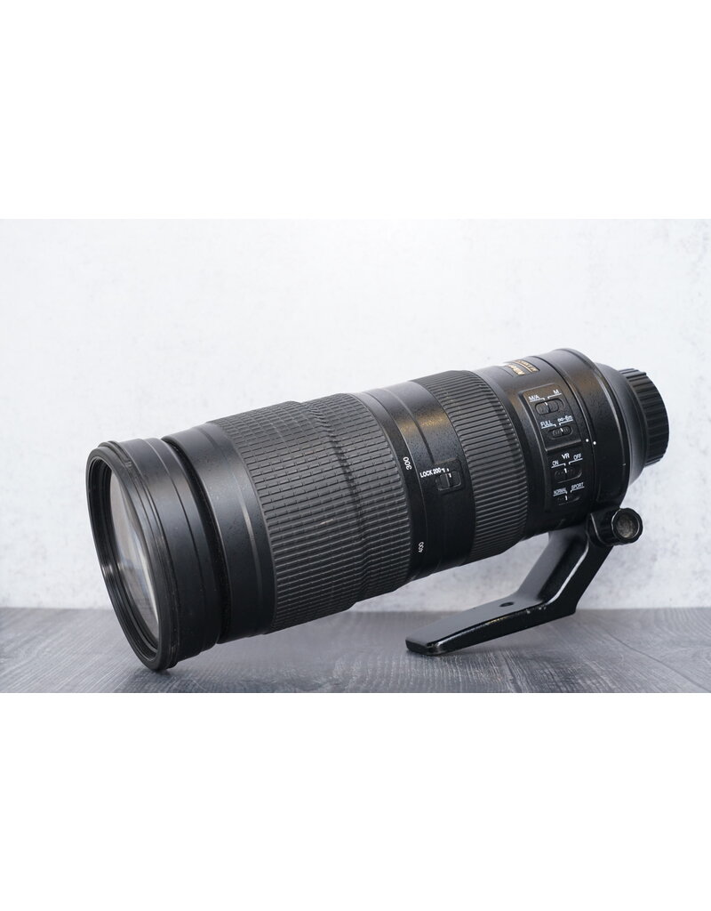 Nikon Used Nikon AF-S 200-500mm f/5.6 E ED VR Lens w/Hood