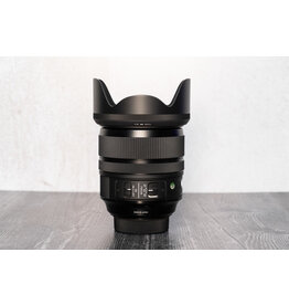 Sigma Used Sigma 24-70mm f/2.8 DG Lens w/Hood for Nikon F