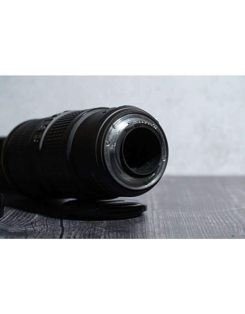 Nikon Used Nikon AF-S 70-200mm f/4 G ED VR Lens w/ Hood