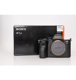 Sony Used Sony A7RIV Body w/ Original Box