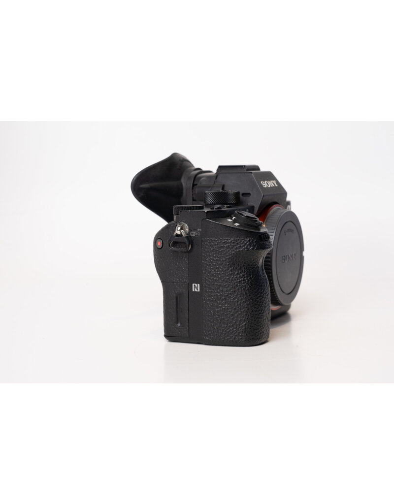 Sony Used Sony A7R II Body Only