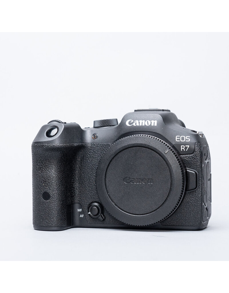 Canon Used Canon EOS R7 Body Only