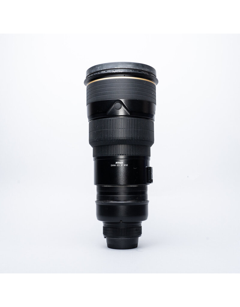 Nikon Used Nikon AF-S 300mm f/2.8 D II ED Lens w/Hood and Cover