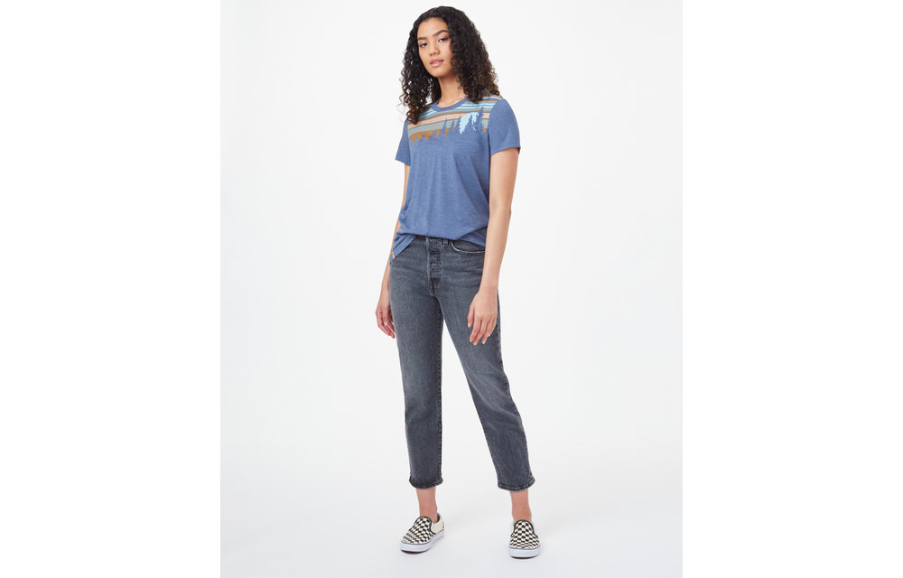 Women Retro Juniper Classic T-Shirt