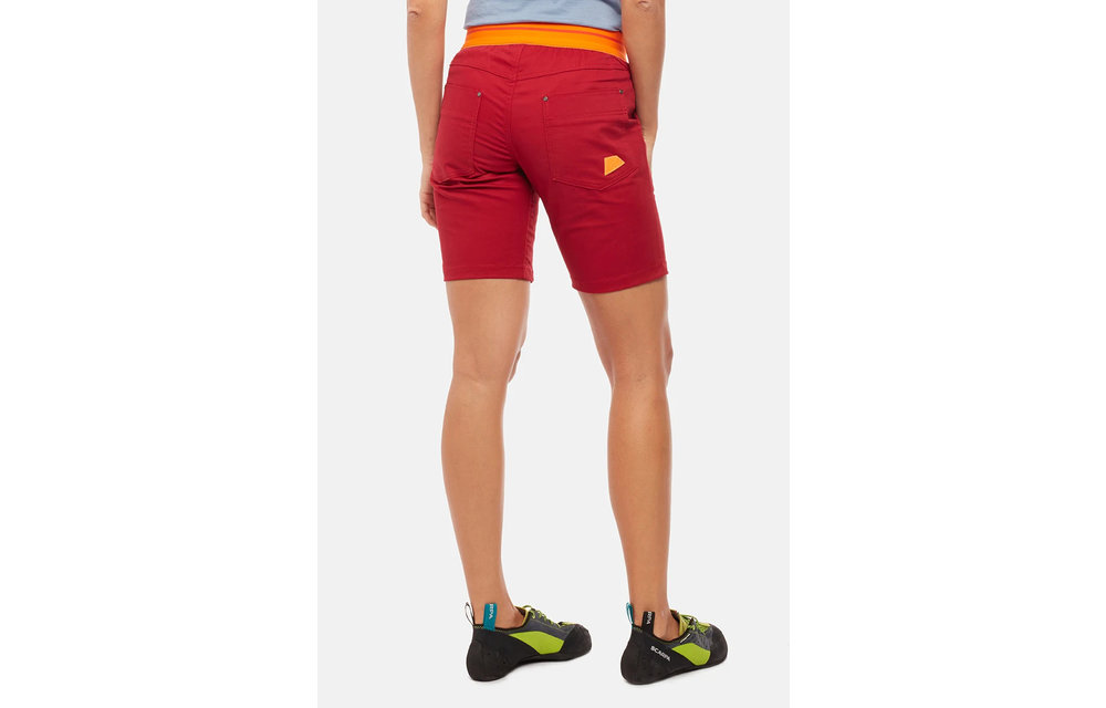 Women Zawn Shorts
