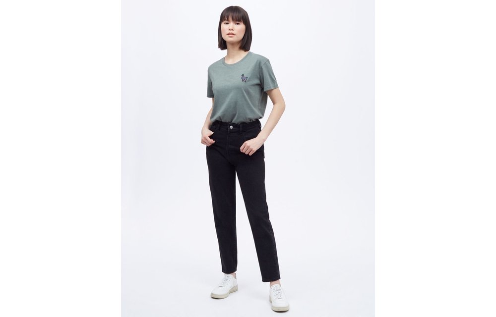 Women Peru Embroidered Llama T-Shirt