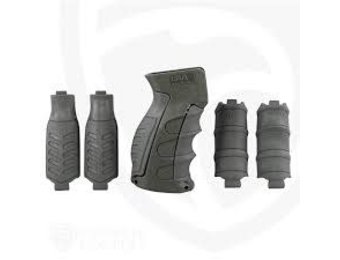 CAA AK47 Grip w/ 6 Insert