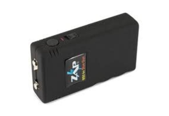 ZAP 950000 Volt Stun Gun 3 CR123A Batteries Polymer Black