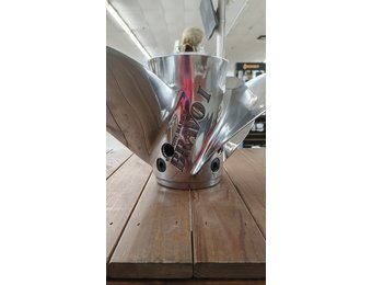 USED  MERCURY BRAVO I XS  PROP 28P 8 PVS HOLES